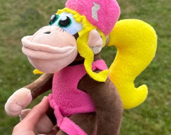 Peluche de mono Mario hecho a mano de Dixie Kong, de Rareware, personalizado