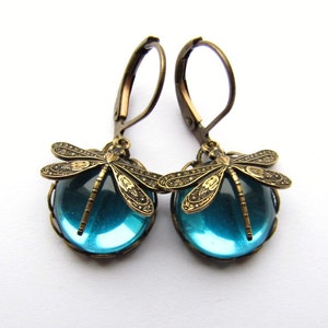 Vintage Ohrringe Libelle mit Glasperlen und Perlmuttperle