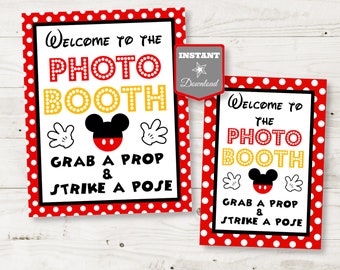 INSTANT DOWNLOAD Printable Mouse Photo Booth Grab a Prop & Strike a Pose Printable 5x7 and 8x10 Sign / Classic Mouse Collection / Item #1572