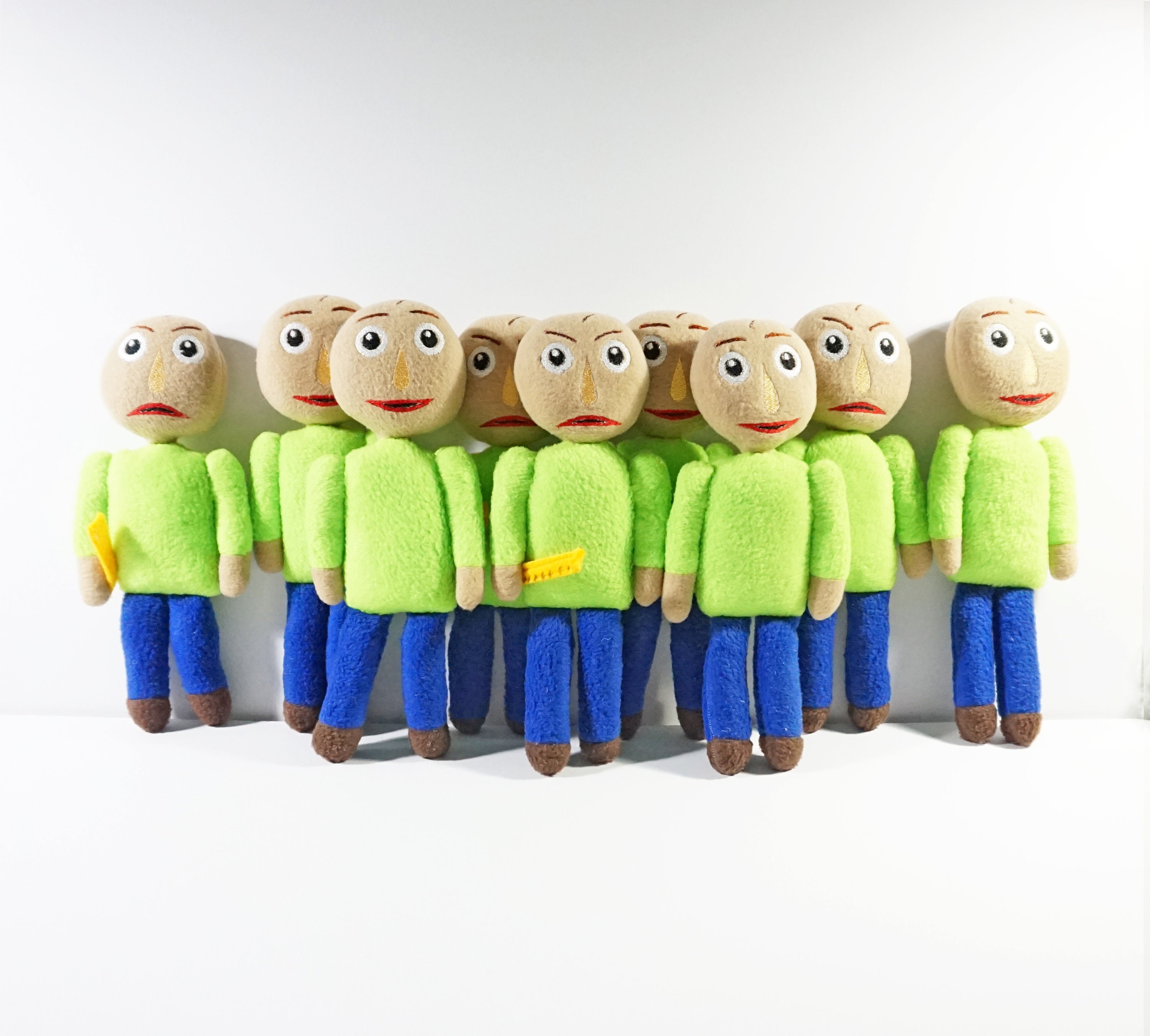 手作りのバルディぬいぐるみ、フリース製ホラーゲーム人形、刺繍顔