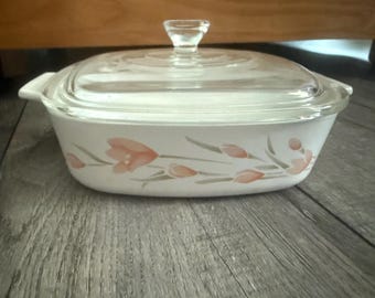 Vintage Corningware peach floral 1 liter casserole dish with lid