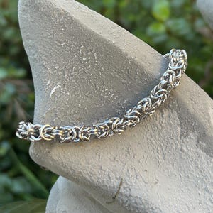 Bysantinskt armband i rostfritt stål | Mattbeständiga ringbrynjor | 6 mm hoppringar