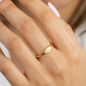 Engraved Ring with Meaning, Meaningful Word Ring, Christmas Gift for Her, Gift for Mom, Dainty Custom Ring, Inspirational Personalized Ring