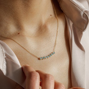 Pierre de naissance de famille - Collier de pierre de naissance - Collier de mère - Cadeau de fête des mères - Cadeaux de demoiselle d&#39;honneur - Cadeau de Noël - Cadeau d&#39;anniversaire