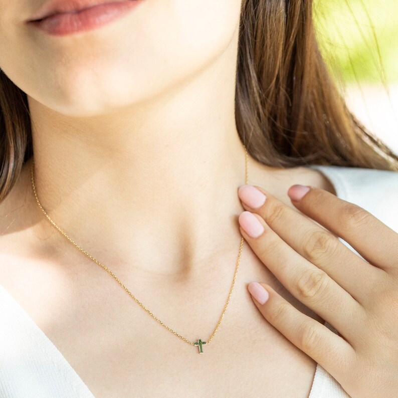 Cross Necklace Women, Small Cross Necklace, 8mm Bestseller Cross Necklace, Gold Cross Necklace, Mother's Day Gift, Christmas Gift 