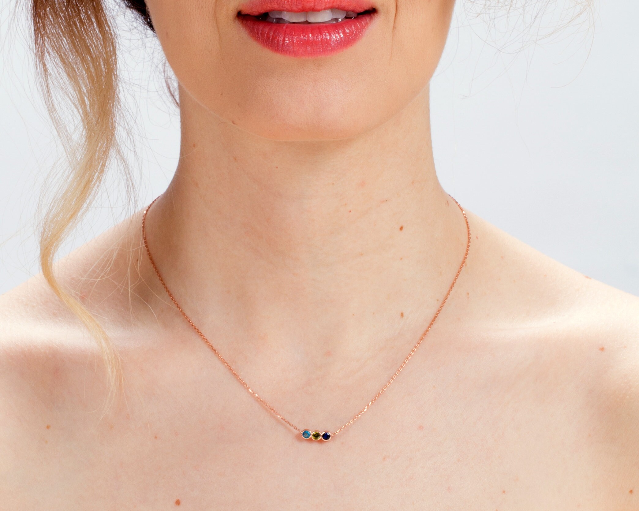 custom birthstone jewelry for mom