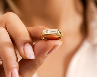 Engraved Name Signet Ring, Personalized 7mm Rectangle Band in 925 Sterling Silver, Gold, Rose