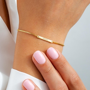 Mini Armband mit Gravur als Stab, Muttertagsgeschenk, Personalisiertes Armband mit Gravur, Geschenk für Sie, personalisiertes Andenken