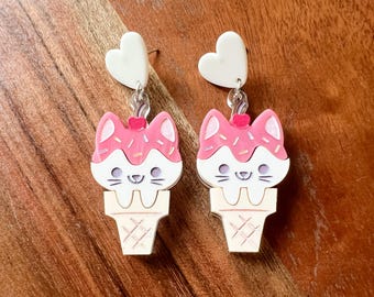 アイスクリーム猫のイヤリング - Etsy 日本