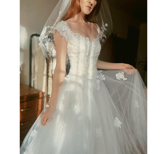 chinese dress ladies used Priscilla of Boston Ballgown