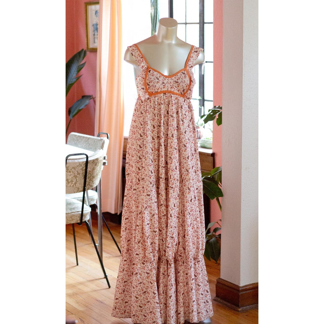 Vintage Boho Maxi Dress - 1970s - Tiered, Lace-up Dress - Floral ...