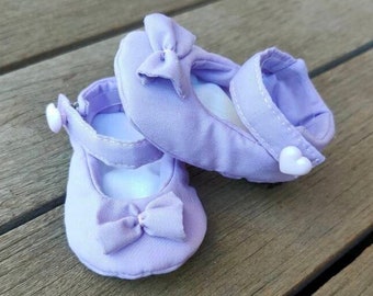 Lavender baby shoes with bows, 0-18m baby girl, soft sole, cushy baby shoes, babies first shoe, lilac, violet, purple baby shower gift