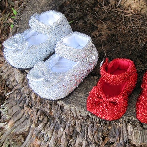 Silver shoes, baby shoes, shoes with bows, silver baby shoes, silver baby shower, baby Mary Jane, sparkly baby shoes, Cinderella shoes RED Shoes