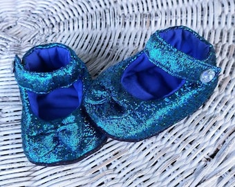 Peacock blue shoes, baby shoes, shoes with bows, blue baby shoes, blue baby shower, baby Mary Jane, sparkly baby shoes, soft sole baby shoes