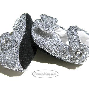 Silver shoes, baby shoes, shoes with bows, silver baby shoes, silver baby shower, baby Mary Jane, sparkly baby shoes, Cinderella shoes SILVER Shoes