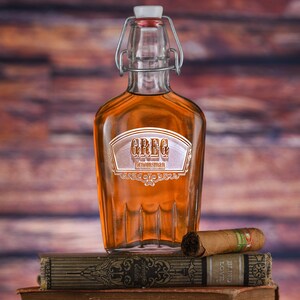Groomsmen Flasks, Engraved Whiskey Flask Gift for Groomsmen