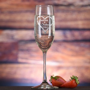 Wedding Toasting Champagne Flutes - Heart