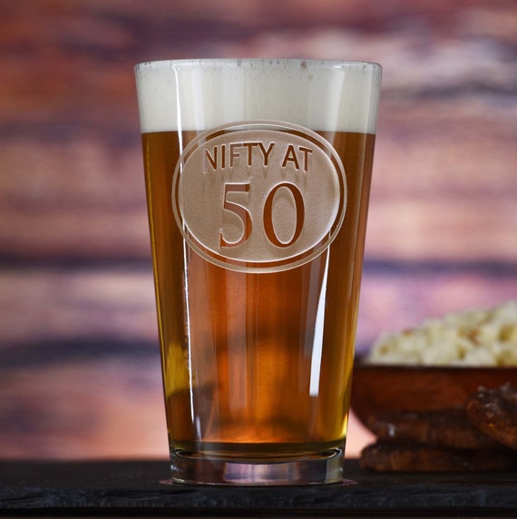 Bicchiere da birra inciso per il 50 compleanno, Pinta Pub -  Italia