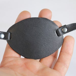 Minimal Flat Eyepatch - leather eye patch
