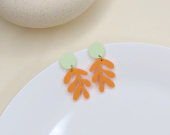 Matisse floral acrylic earrings in peach