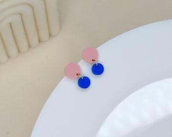 Boucles d'oreilles en acrylique Big Dotty en rose clair bleu profond