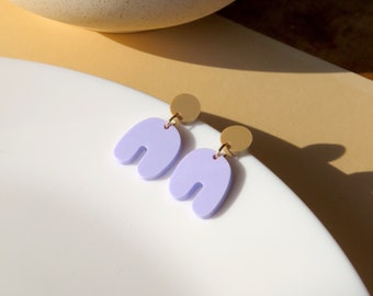 Sand Lilac Squishy Arch Arch Earrings