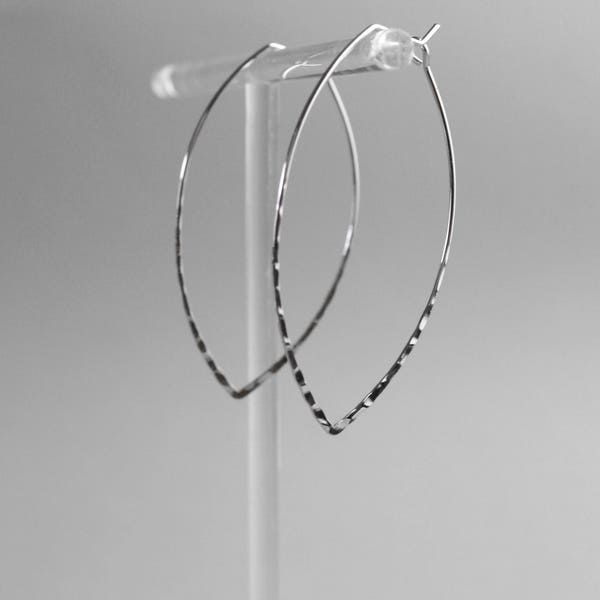 Elegant hammered silver hoop earrings