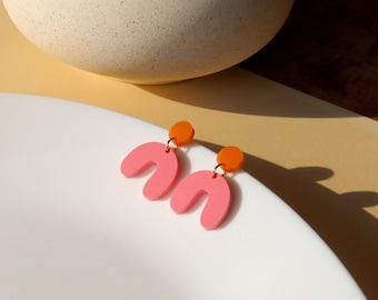 Kleine Orangegelbe Erdbeer Arch Bogen Ohrringe