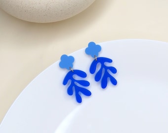 Boucles d'oreilles en acrylique floral Matisse bleu foncé