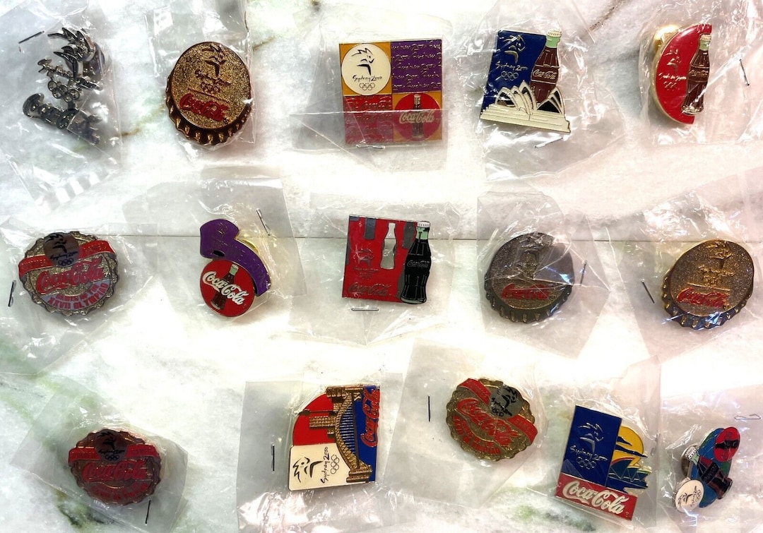 Lot De 14 Pins Vintage Jeux Olympiques 1996 Atlanta Coca-Cola - Collection, Encadrés