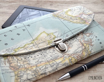 water-repellent travel case with world map motif, gift, space for up to 4 passports