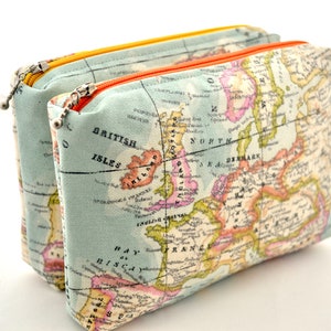 small cosmetic bag, travel case, world map fabric, water-repellent