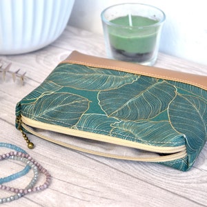 small cosmetic bag, travel case, leaf pattern, emerald green image 2