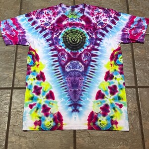 Tie Dyed Unsex Large T-Shirt: Electric Dashiki Style With Klink Fold Trim