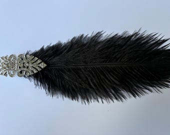 Haarspange aus Straußenfedern im Stil der 1920er Jahre, Silberne Art-déco-Haarspange mit Alligator-Motiv