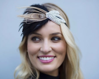 Tiara com strass e penas de pavão branqueadas, estilo Gatsby com penas pretas, acessório de cabelo de cristal, Grande Gatsby dos anos 1920