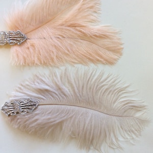 Great Gatsby hair clip, silver 1920s hair clip, feather barrettes. Petite feather alligator  peach feather beige silver deco jewel 1920s