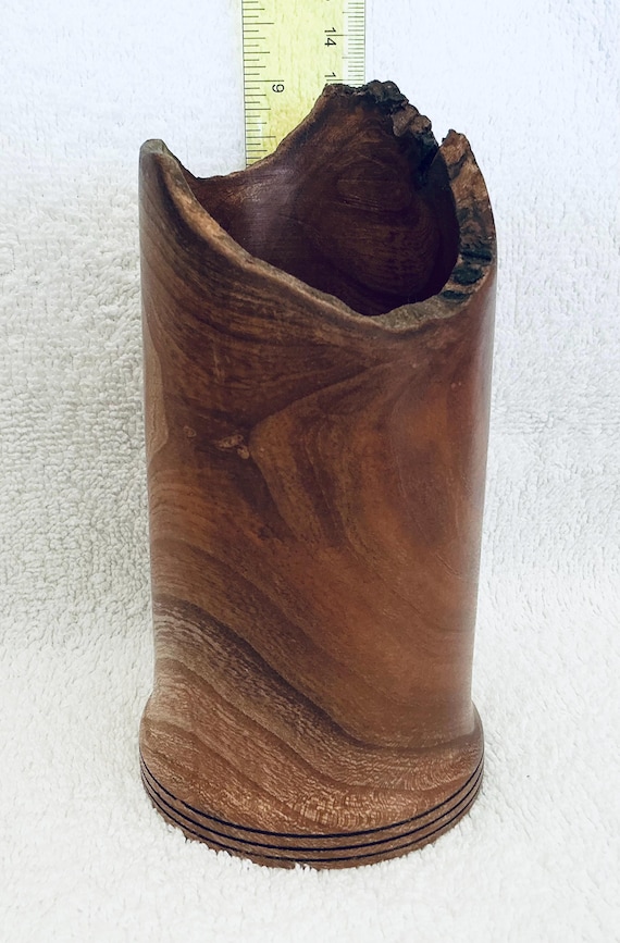 VERY RARE English Burr Eim Wood Vase: Dried Grasses or Artist Brushes