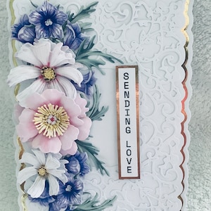 Lujo….Feliz cumpleaños….Tarjeta especial…Tarjeta con muchas dimensiones…Tarjeta hecha a mano en caja…Mamá…..Hermana….Hija…Compañera….Amiga….Tía….