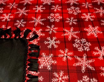 Handmade Snowflake Fleece Blanket: Red Plaid & Black, Large No-Sew Tie