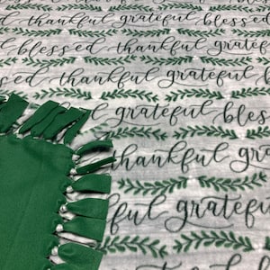 Blessed Thankful Grateful Large Fleece Blanket-No Sew Fleece Blanket