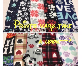 Pet Fleece Blanket: Dog & Cat Blankets, Kennel Blanket (33" x 27")