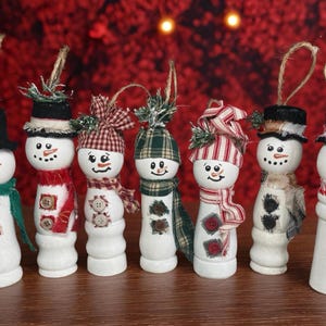 Spindle Snowmen Ornaments/ Snowman Decor/ Primitive Snowman/ Hanging Snowman/ Winter Decor/ Christmas Ornament