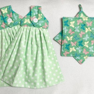 Butterfly Hanging Kitchen Towels +Potholders Combo, Polka Dot Towels