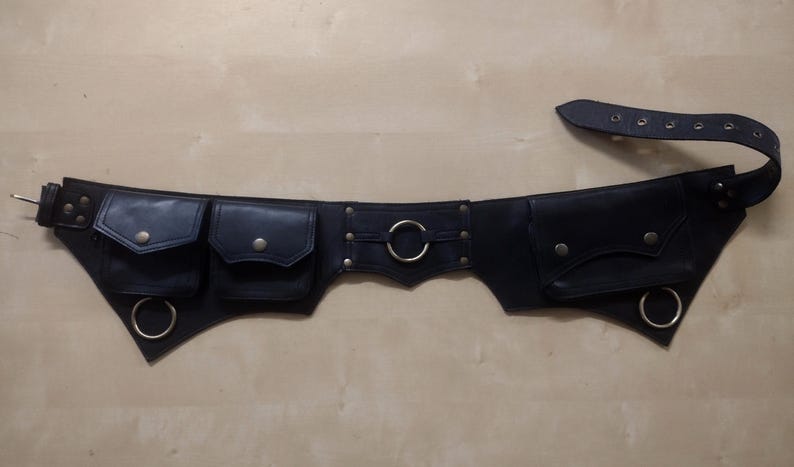 leather pocket belt