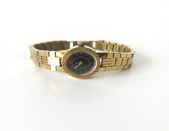 Damen Uhren, Gold Vintage Uhr. Sowjetischen, Damenuhr retro, Vintage Uhr, Russische Uhr, Damen Uhren, Gold Vintage Uhr. Sowjetischen, Damenuhr retro, Vintage Uhr, Russische Uhr,