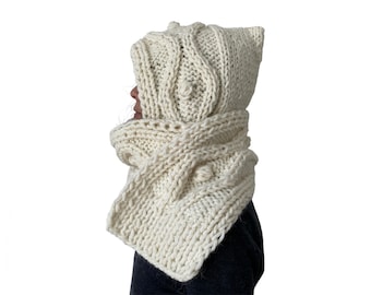 White Hooded Scarf Long Scarf Wool Chunky Scarf Scoodie Scarf Wool white Scarf Handmade Hooded Scarf Knitted women's winter scarf