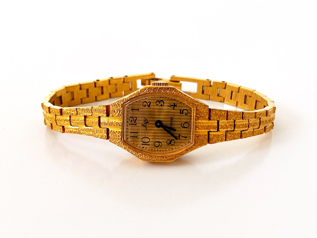 Vintage Gold Women's Watches. Timeless Elegance. Retro Etsy