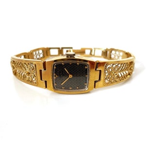 Vintage watches for women. Gold women&#39;s watch. Vintage gold watch. Dainty watch. Dainty gold watch. mytinytree. Cocktail watch. small watch