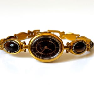 Rectangular women's golden vintage watch. Dainty gold watch for women. Ladies small watch. Gold watch. Christmas gift. Personalised gift